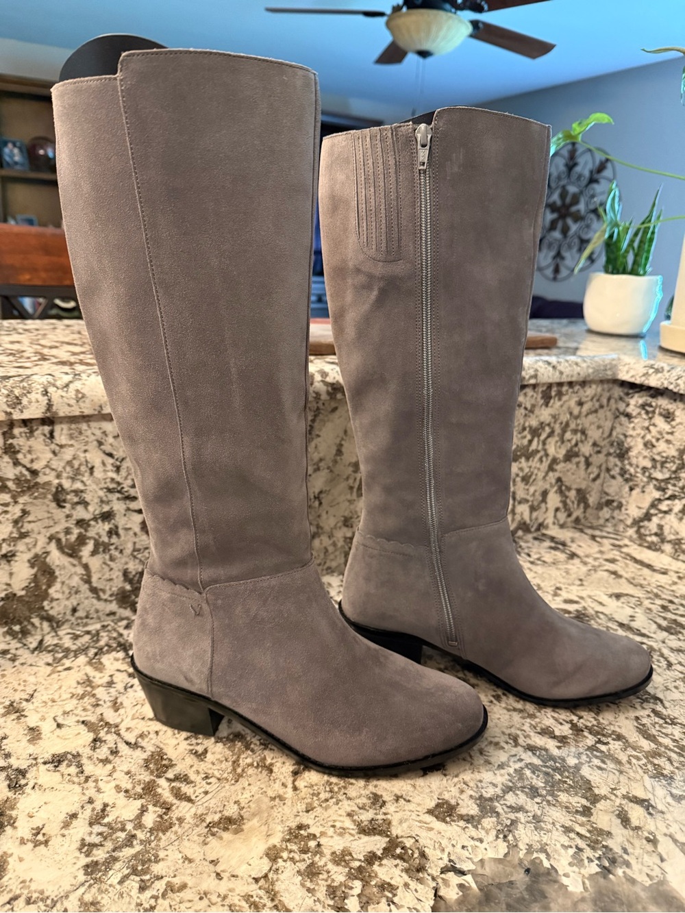 Vionic Joy Tinsley Women's 8.5 Light Charcoal Gray Knee High Boots